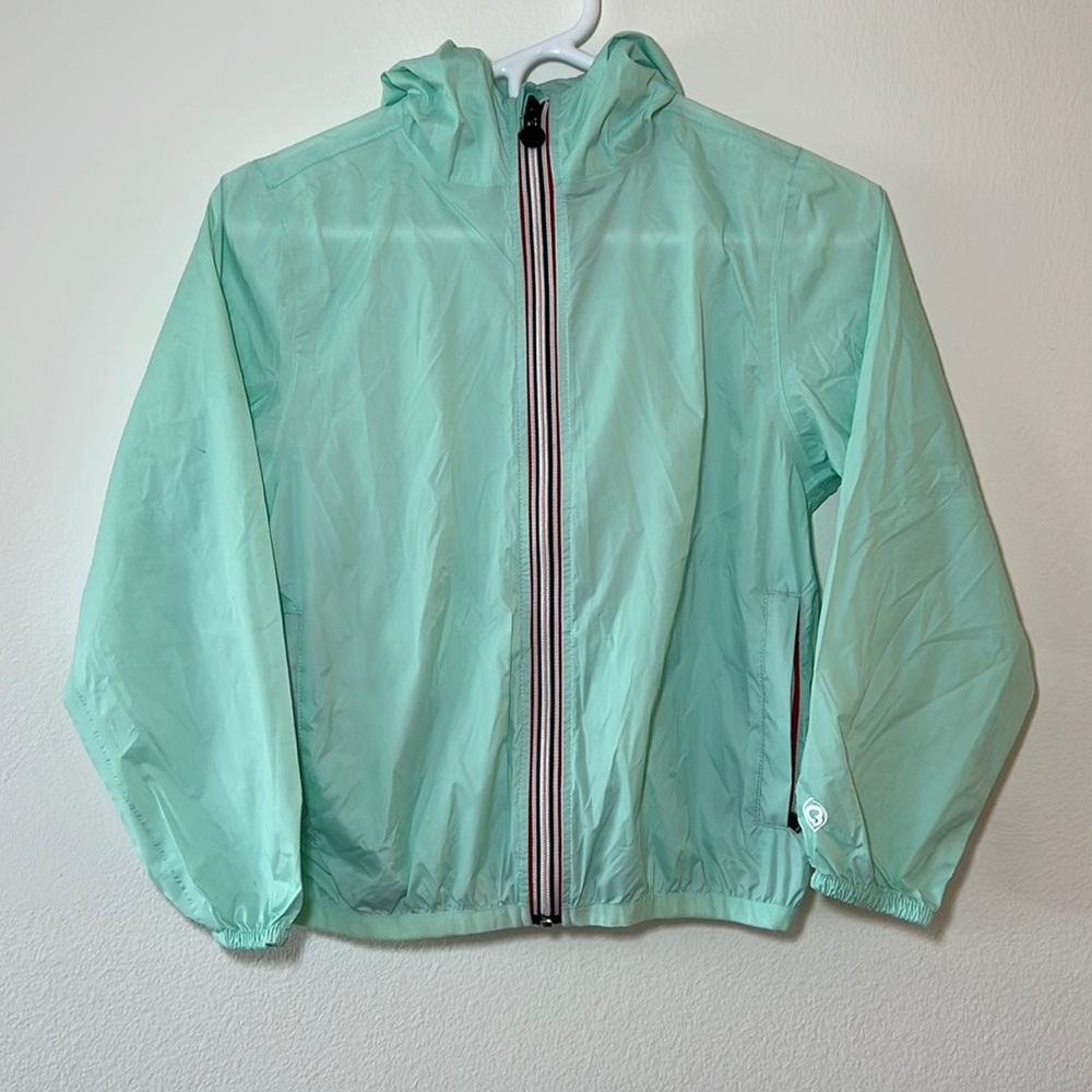 Kids light green O8 jacket size 8